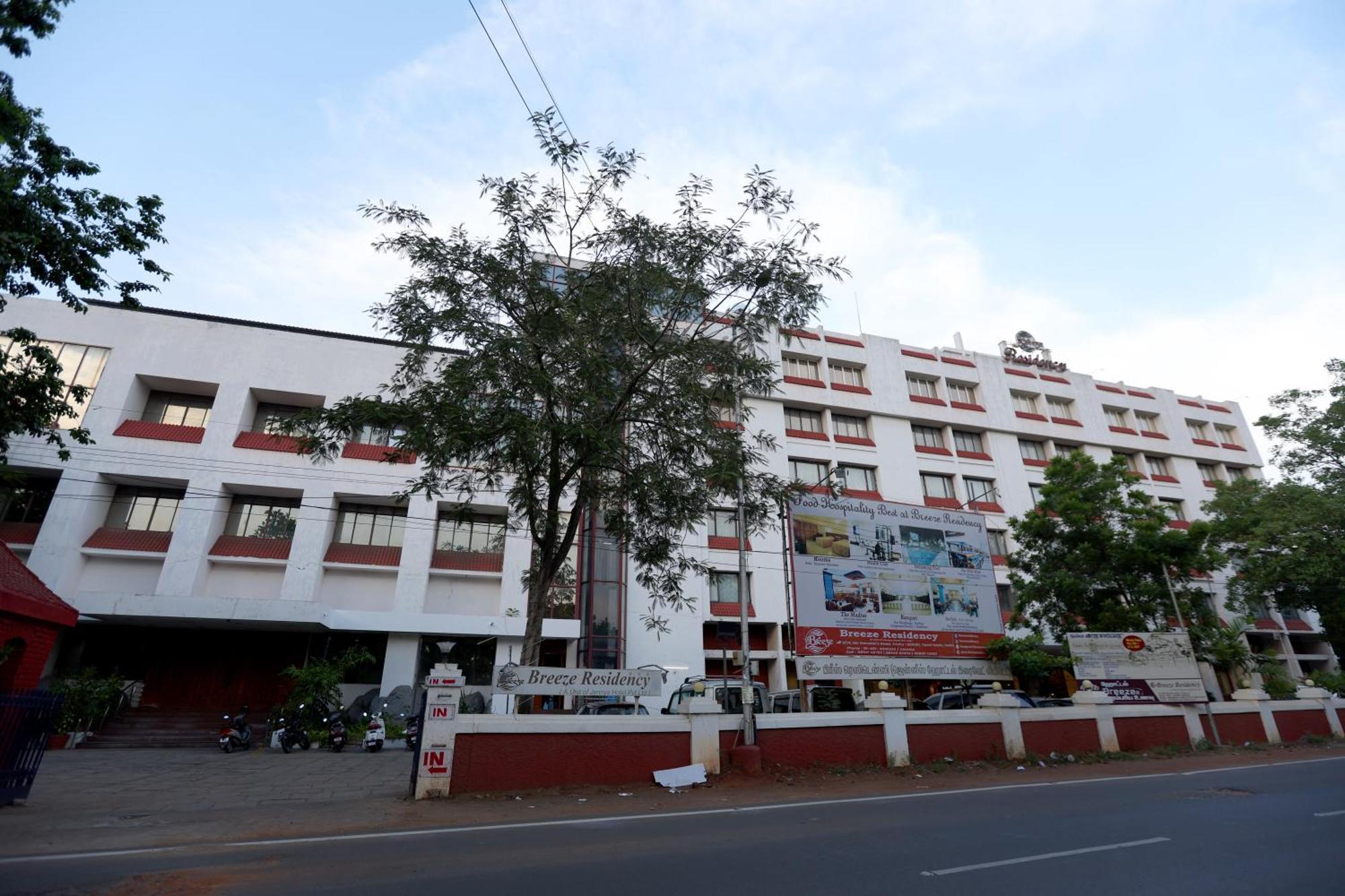 Hotel Breeze Residency Tiruchirappalli Exteriér fotografie